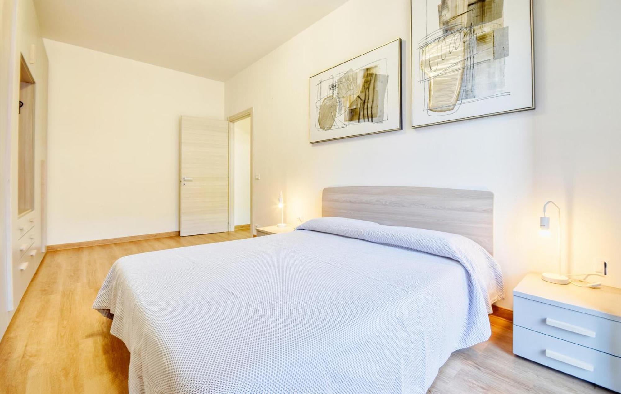 1 Bedroom Lovely Apartment In เรคโค ภายนอก รูปภาพ